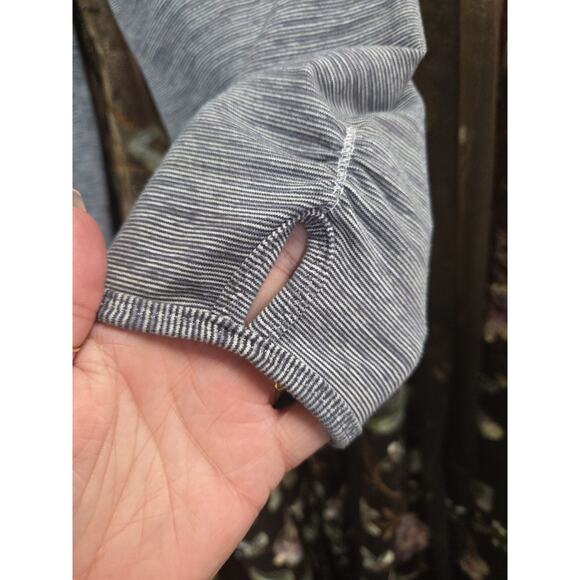 Lululemon Train Times Crop 17" size 6 Wee Are From Space Ice Grey Alpine White - Picture 12 of 13